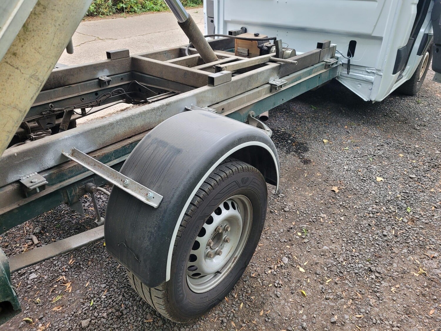 Vehicle 21