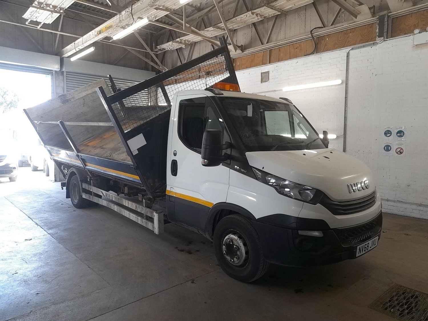 Used Iveco Daily 2019 for sale - 76072459: Photo 1