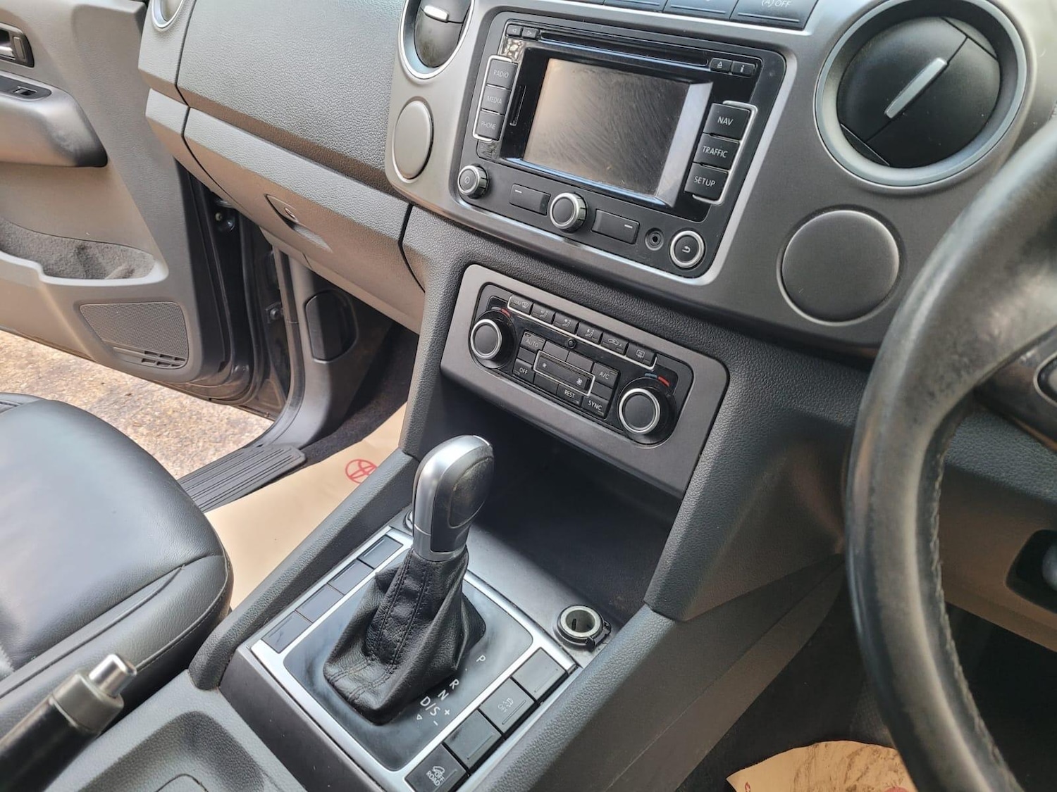 Used Volkswagen Amarok 2015 for sale - 77175685: Photo 13