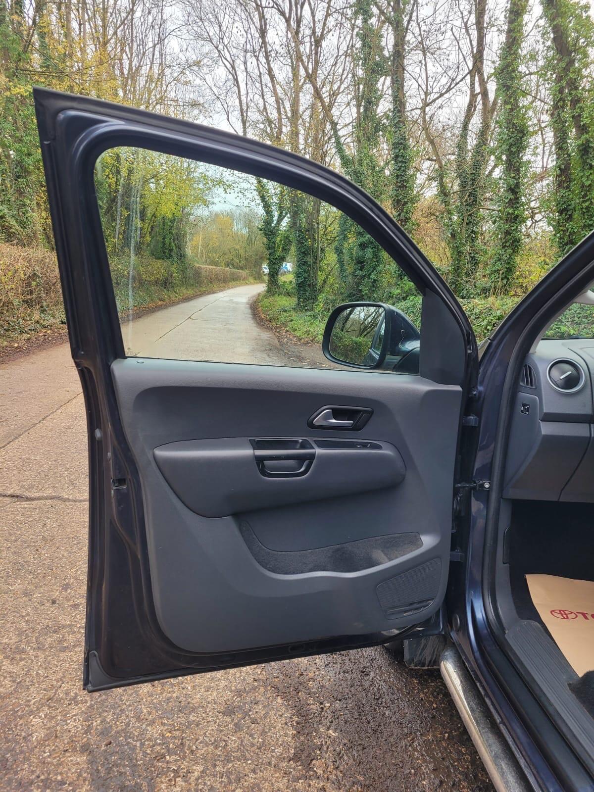 Used Volkswagen Amarok 2015 for sale - 77175685: Photo 25