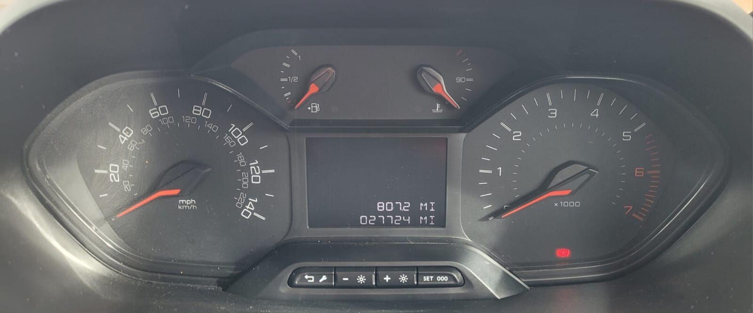 Used Peugeot Partner 2020 for sale - 77468638: Photo 2