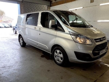 2016 (65) - 2.2 TDCi 155ps Low Roof D/Cab Limited Van