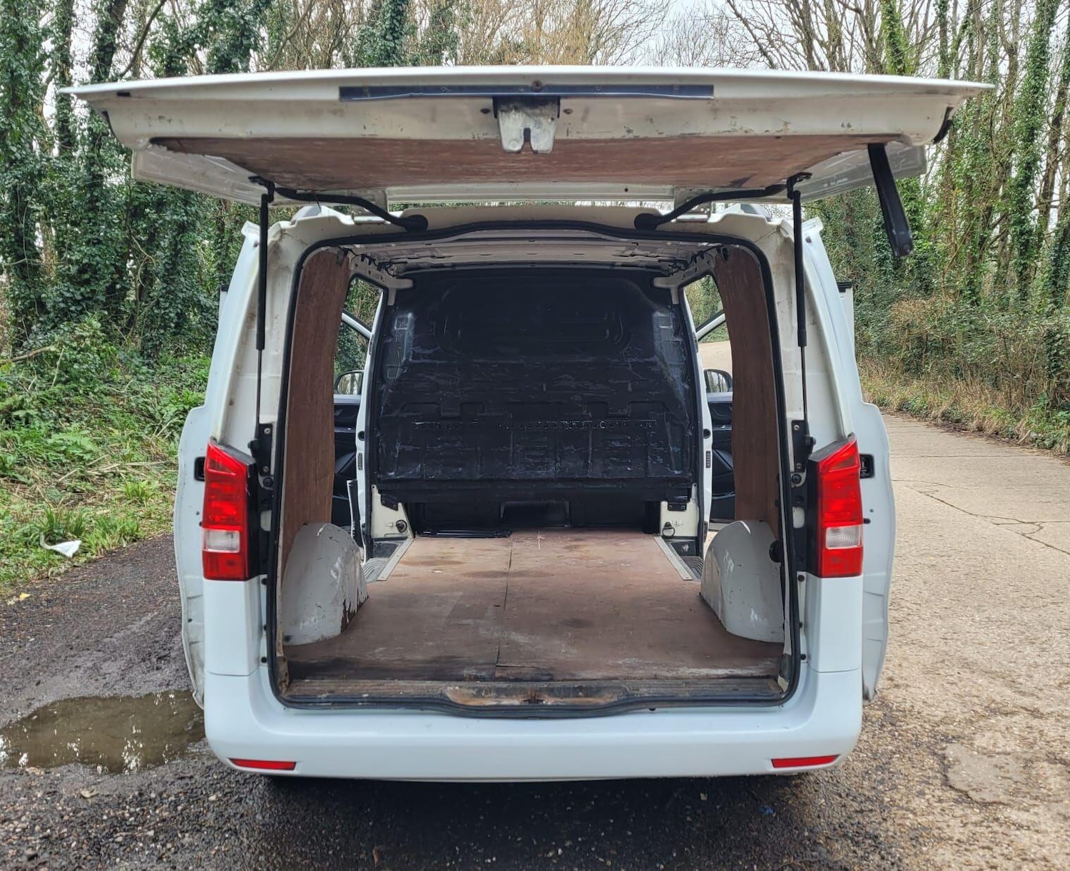 Used Mercedes-Benz Vito 2016 for sale - 77646388: Photo 9