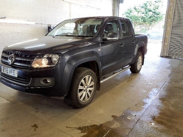 Used Volkswagen Amarok 2015 for sale - 76158642: Photo 3