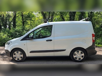 Used Ford Transit Courier 2015 for sale - 78471744: Photo