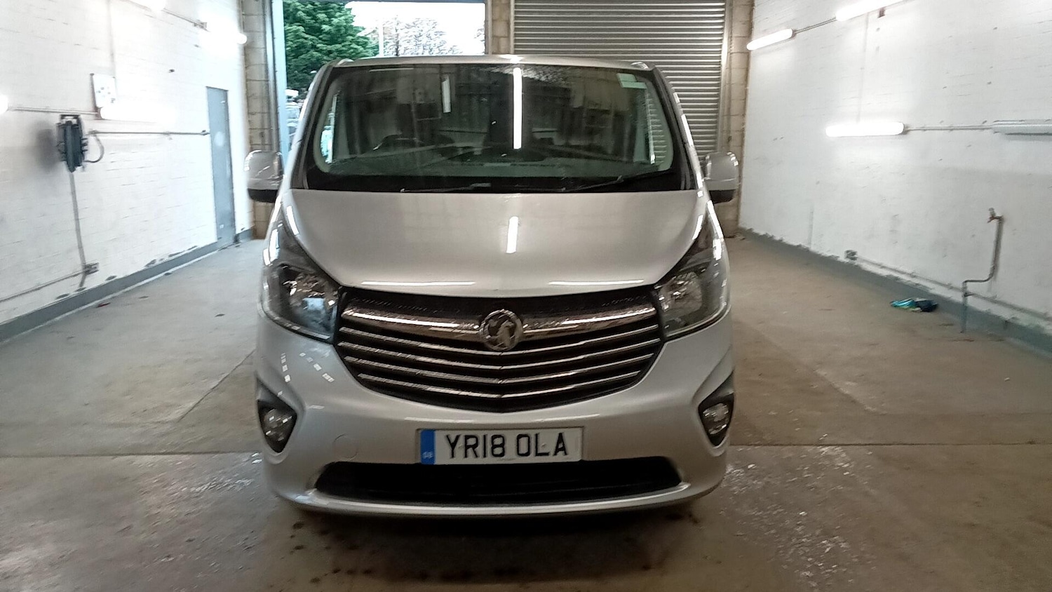 Used Vauxhall Vivaro 2018 for sale - 76512946: Photo 3