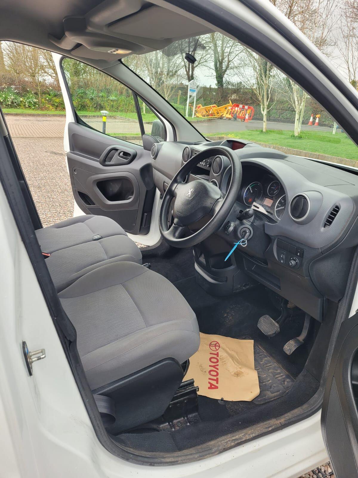 Used Peugeot e-Partner for sale - 77824878: Photo 11