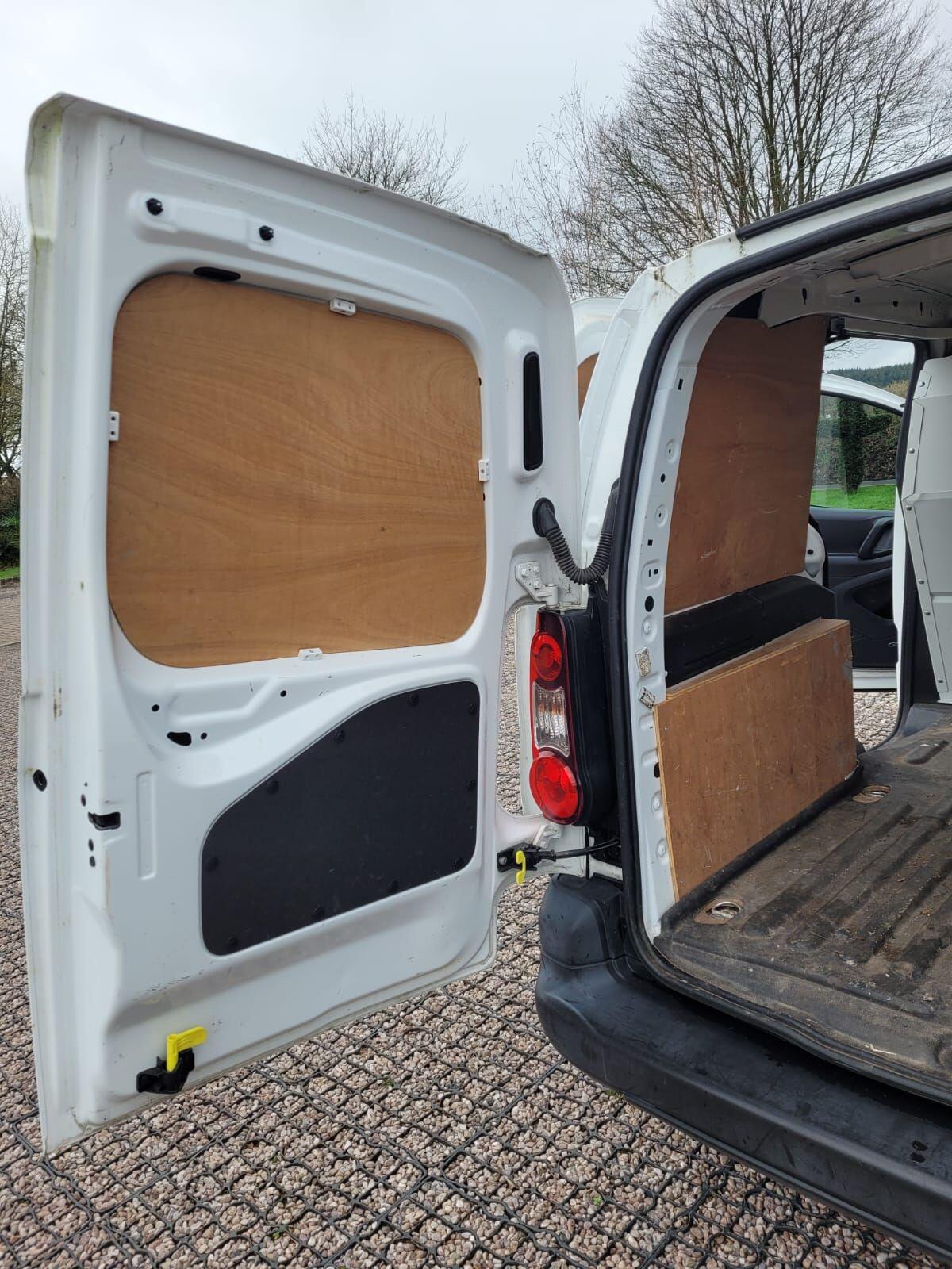 Used Peugeot e-Partner for sale - 77824878: Photo 15