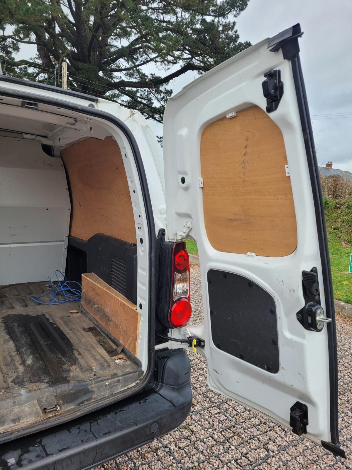 Used Peugeot e-Partner for sale - 77824878: Photo 18