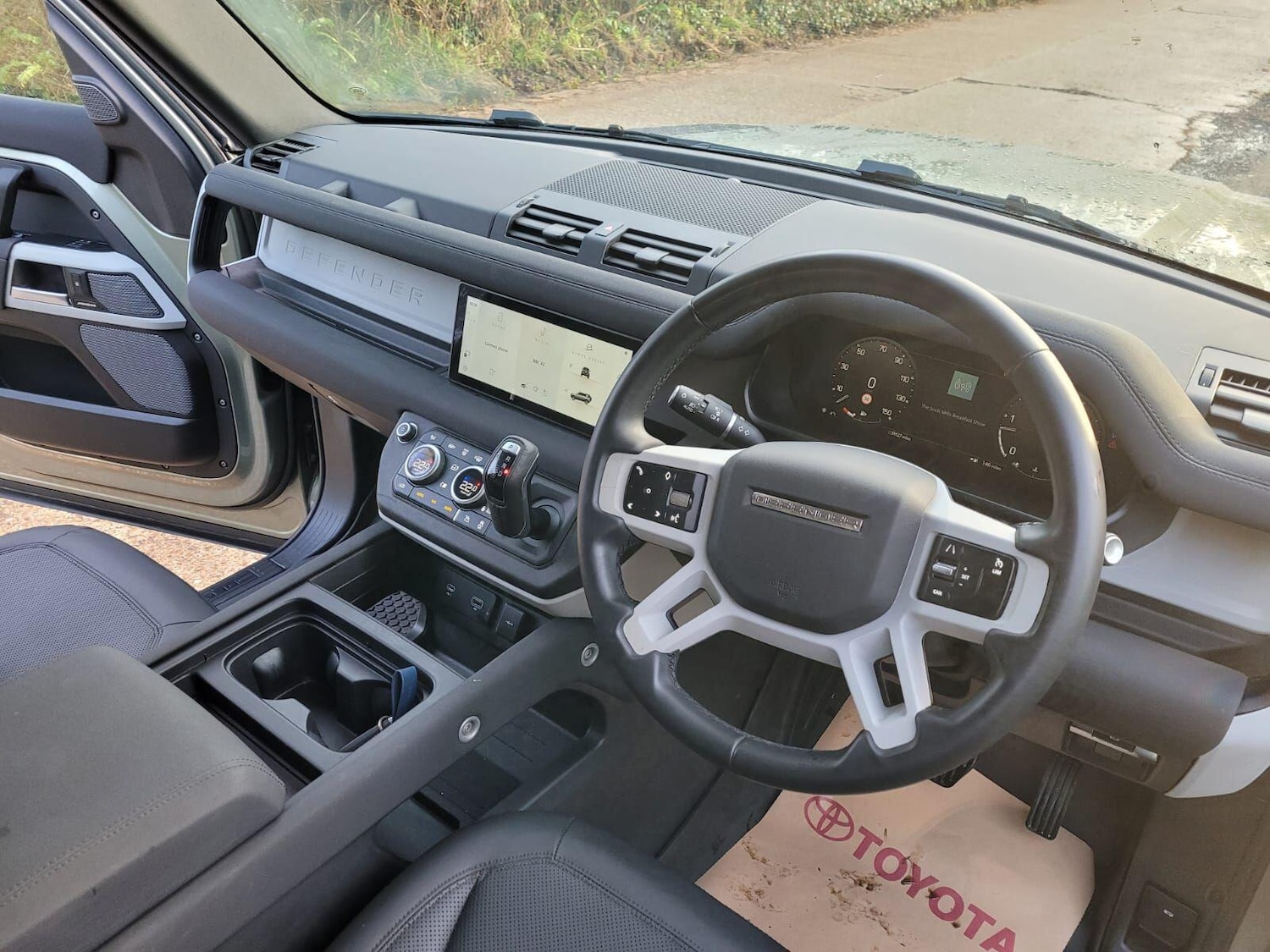 Used Land Rover Defender 110 2022 for sale - 77359071: Photo 13