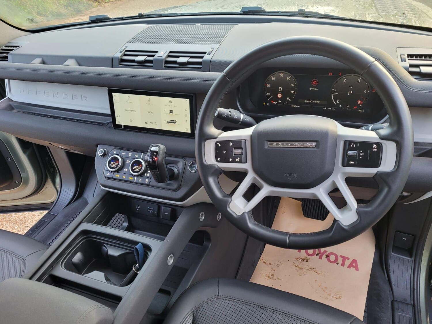 Used Land Rover Defender 110 2022 for sale - 77359071: Photo 17