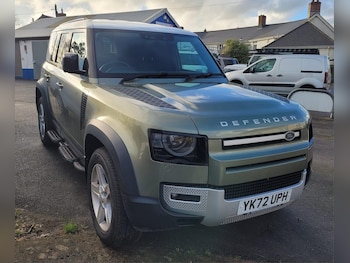 Land Rover Defender feature image