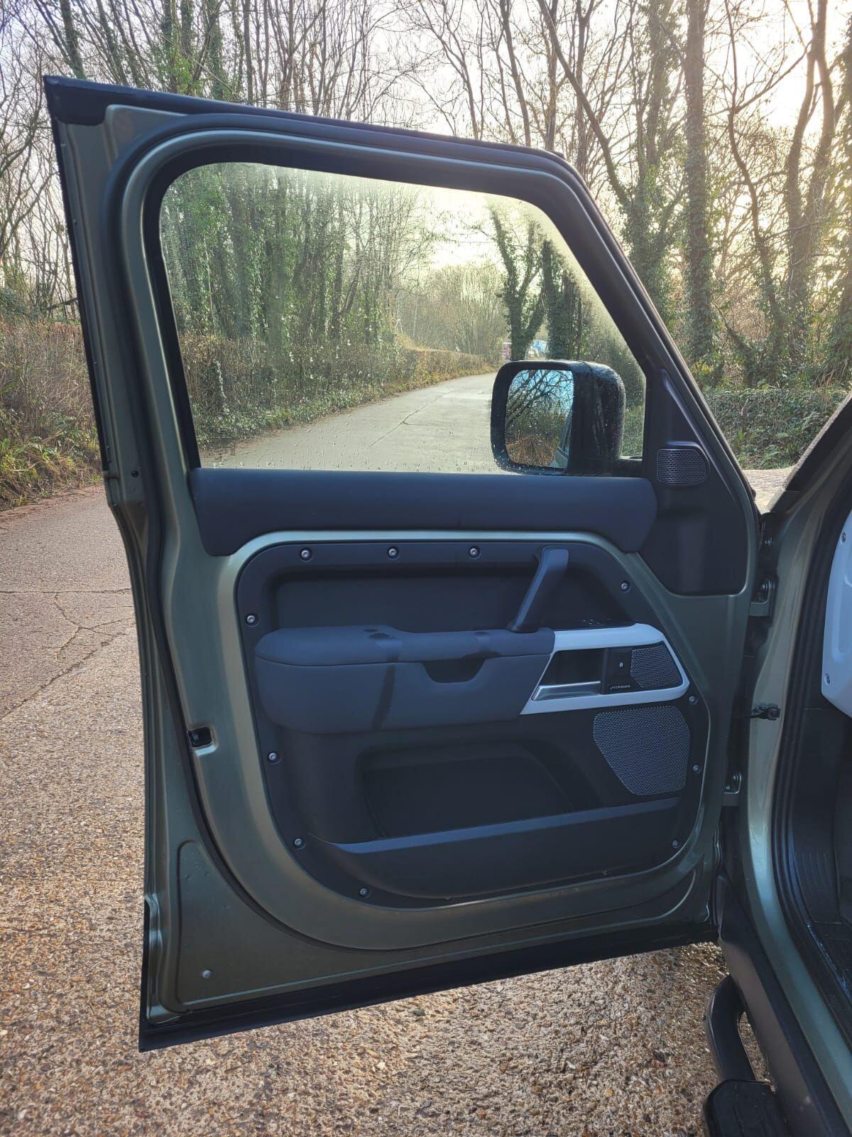 Used Land Rover Defender 110 2022 for sale - 77359071: Photo 22