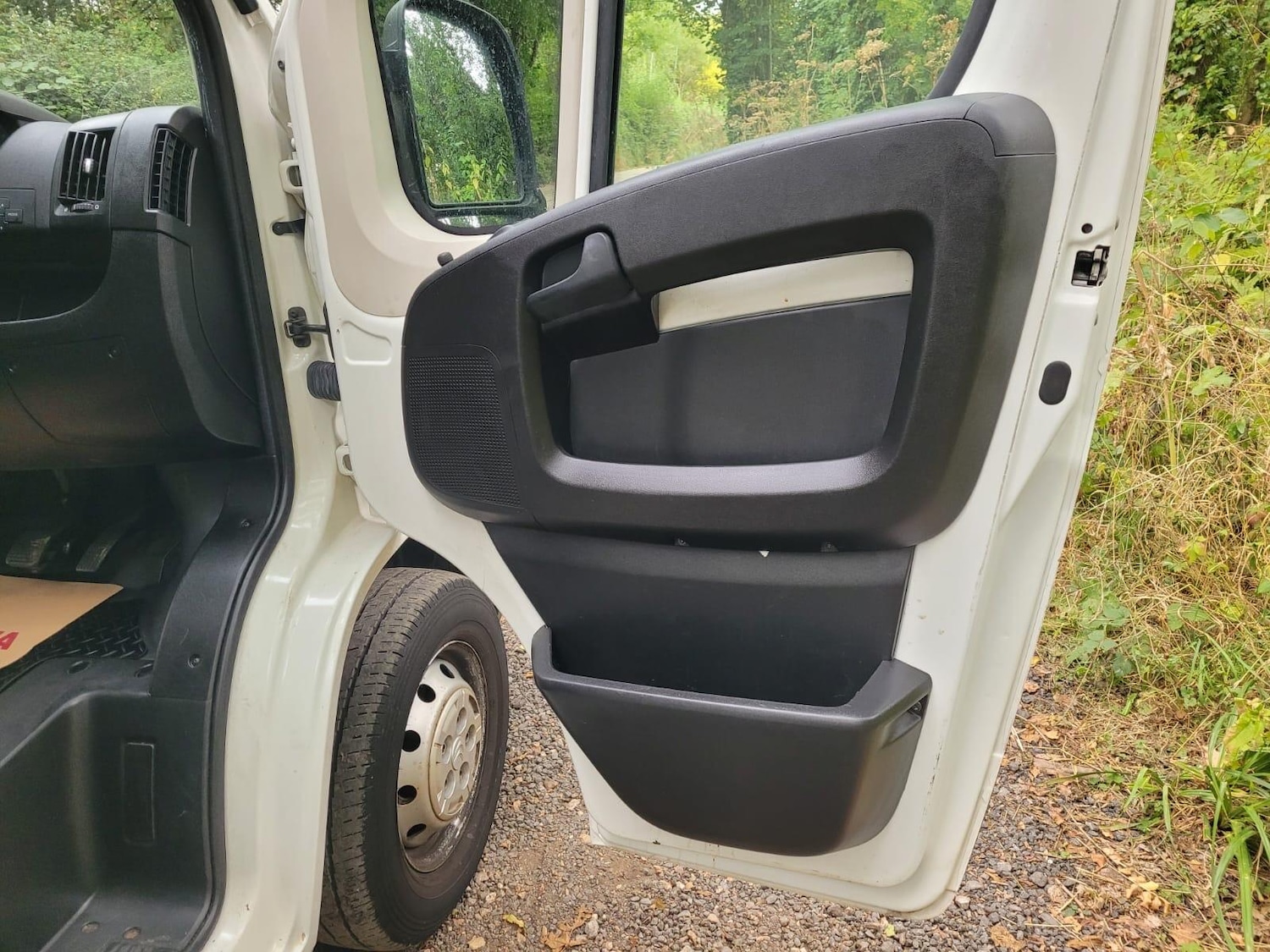 Vehicle 22