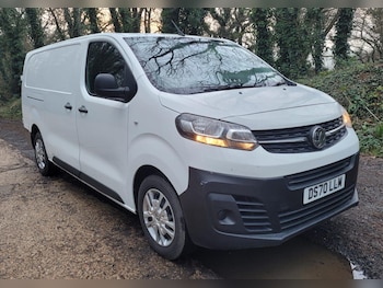 Vauxhall Vivaro feature image