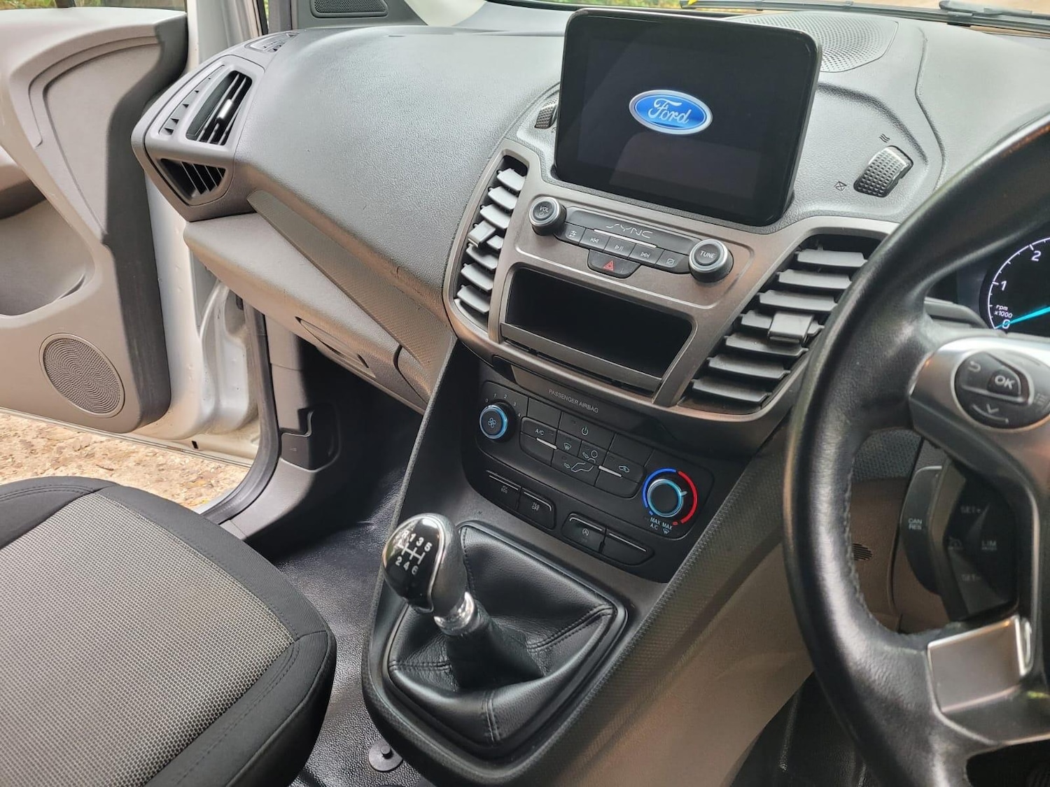 Used Ford Transit Connect 2019 for sale - 76084805: Photo 12