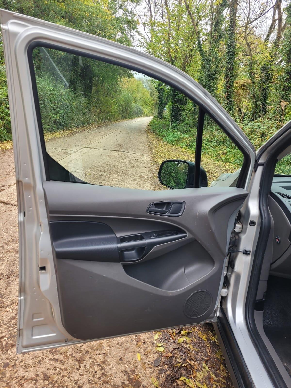 Used Ford Transit Connect 2019 for sale - 76084805: Photo 23