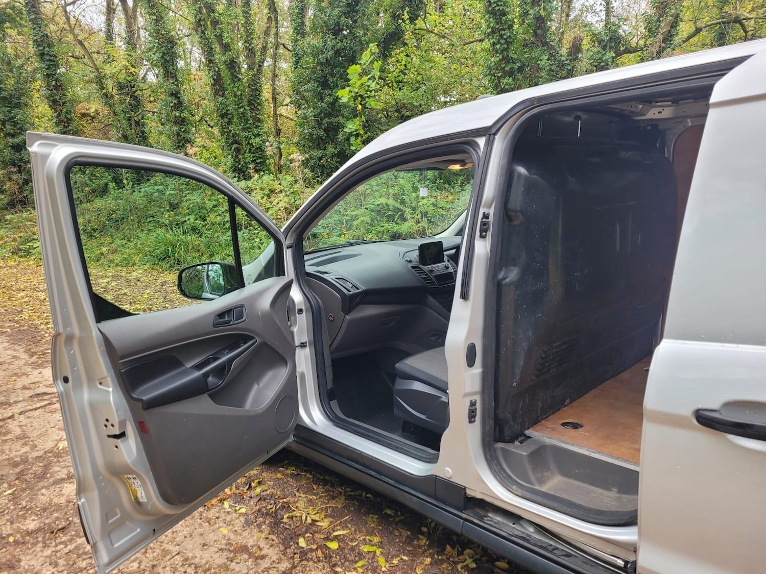 Used Ford Transit Connect 2019 for sale - 76084805: Photo 24