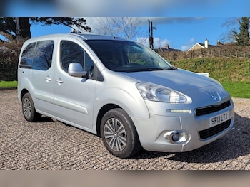 Used Peugeot Partner Tepee 2013 for sale - 77839838: Photo