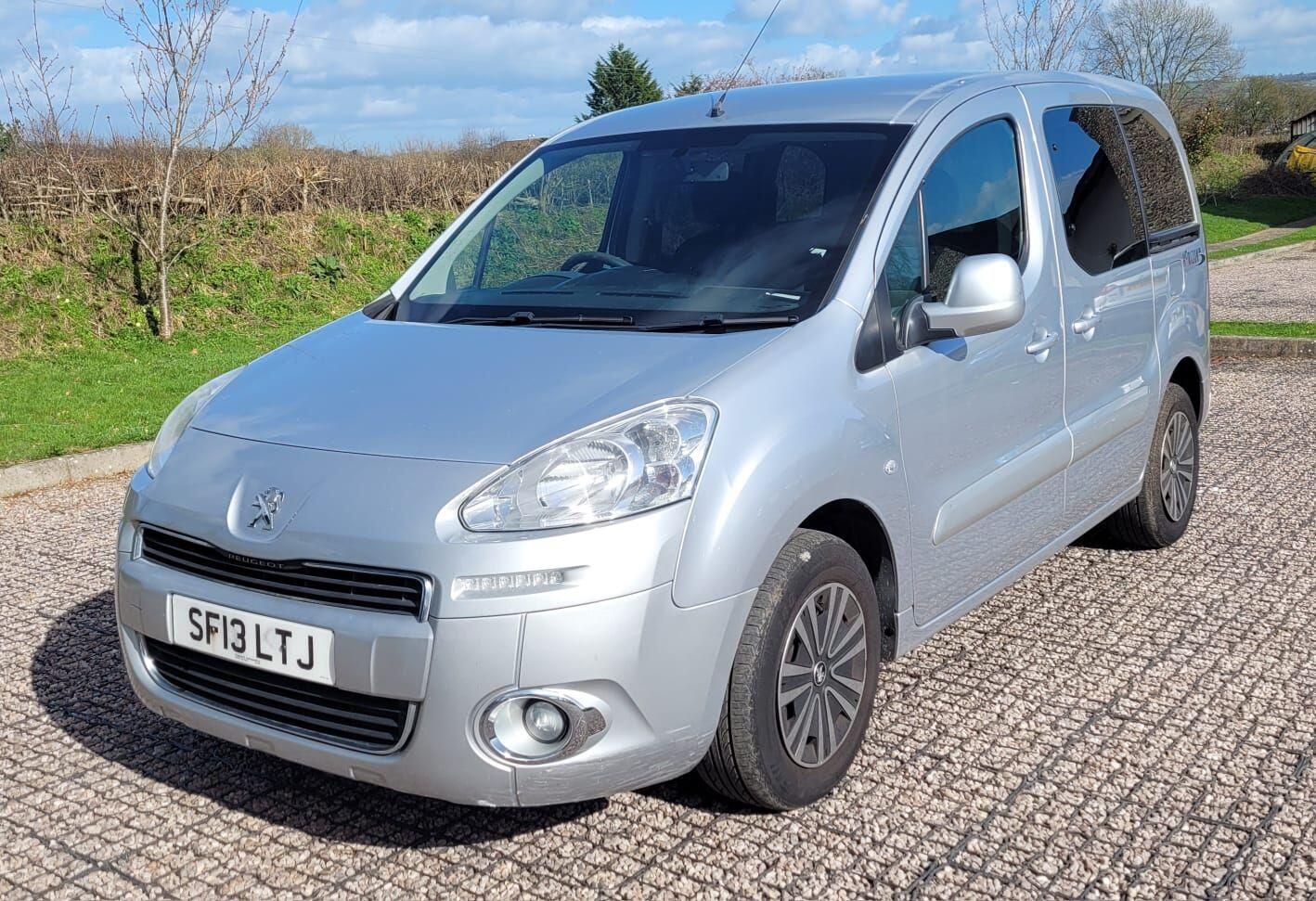 Used Peugeot Horizon 2013 for sale - 77839838: Photo 3