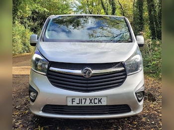 Used Vauxhall Vivaro 2017 for sale - 76399198: Photo