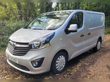 Used Vauxhall Vivaro 2017 for sale - 76399198: Photo