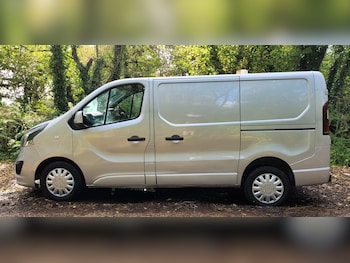 Used Vauxhall Vivaro 2017 for sale - 76399198: Photo