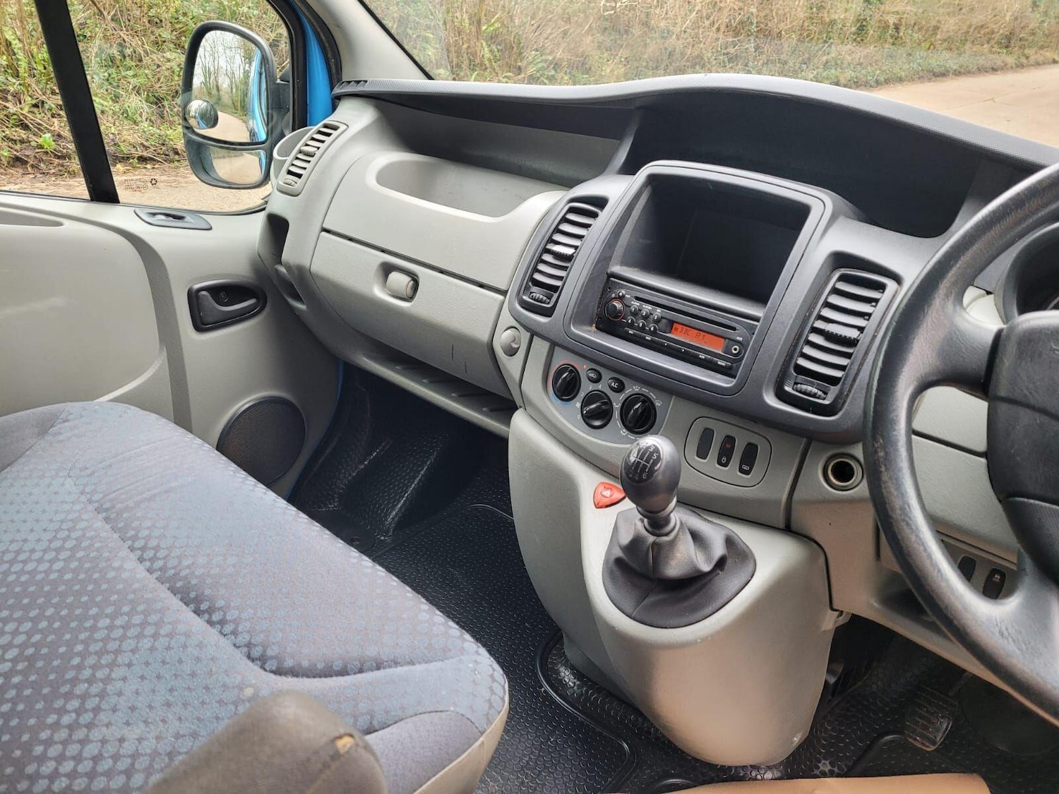 Used Vauxhall Vivaro 2010 for sale - 77331039: Photo 11