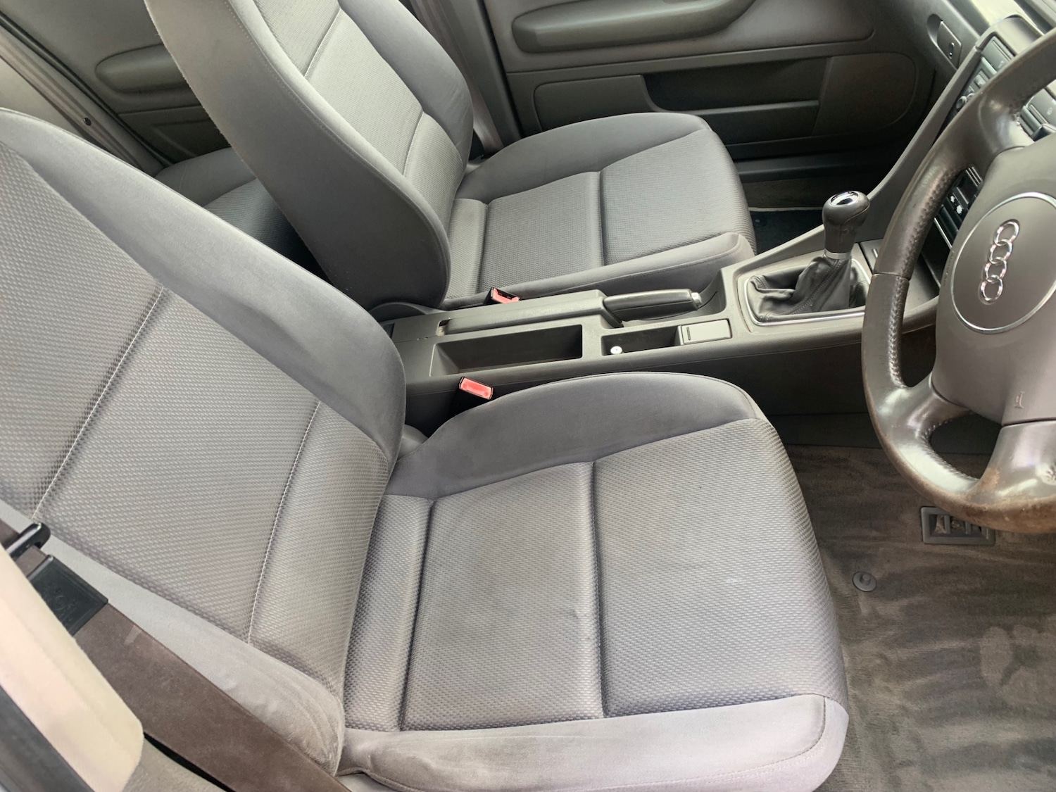 Used Audi A4 2002 for sale - 75392329: Photo 10