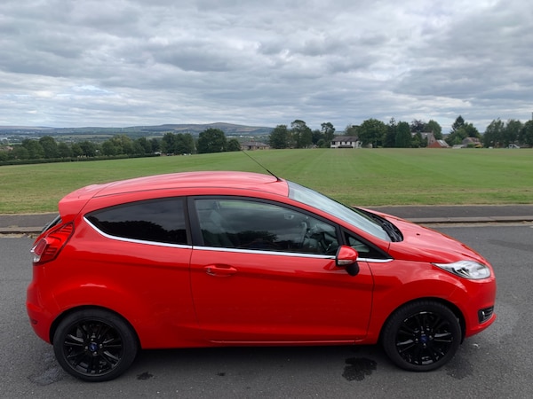 Used Ford Fiesta 2013 for sale - 75650409: Photo 6