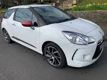 2016 (16) - CITROEN DS3 1.6 BlueHDi DStyle Nav 3dr