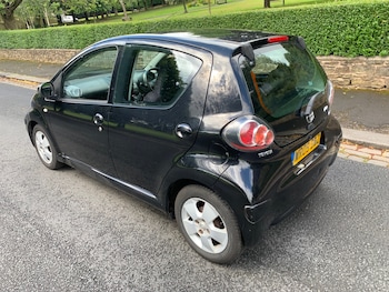 Used Toyota AYGO 2009 for sale - 79429949: Photo