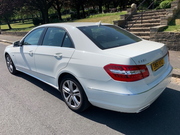 Used Mercedes-Benz E Class 2011 for sale - 74625694: Photo 5