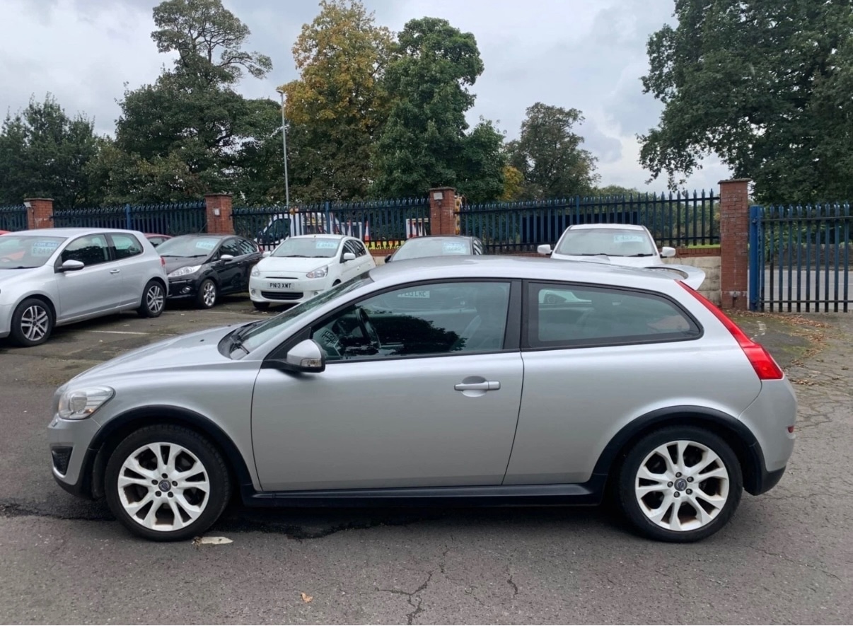 Used Volvo C30 2011 for sale - 76076162: Photo 4