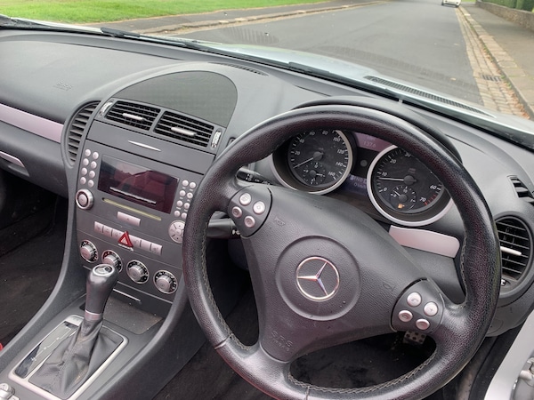 Used Mercedes-Benz SLK 2006 for sale - 75406885: Photo 9