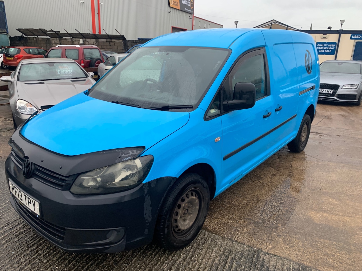 Used Volkswagen Caddy Maxi 2013 for sale - 76984226: Photo 3