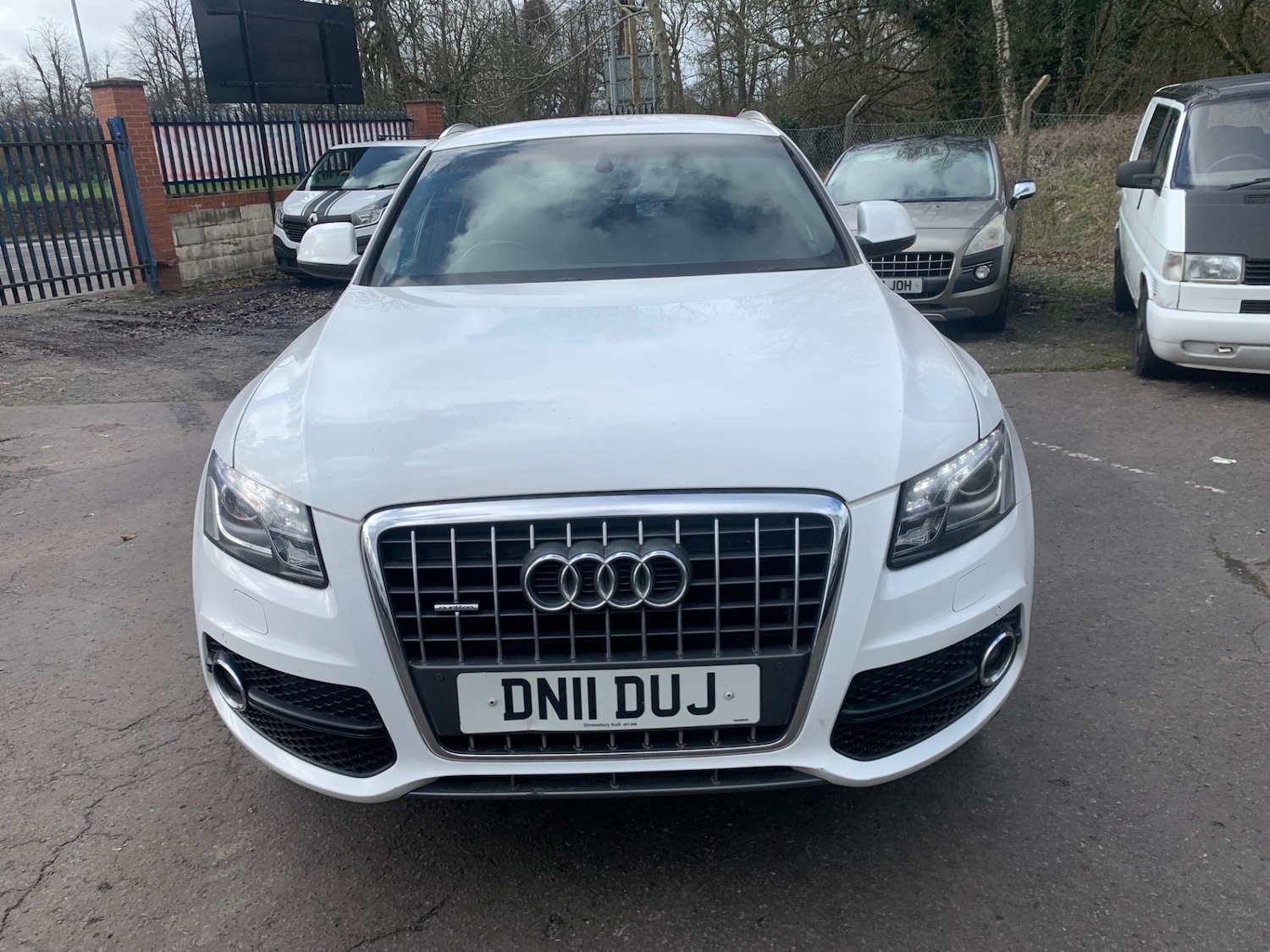 Used Audi Q5 2011 for sale - 77831707: Photo 2