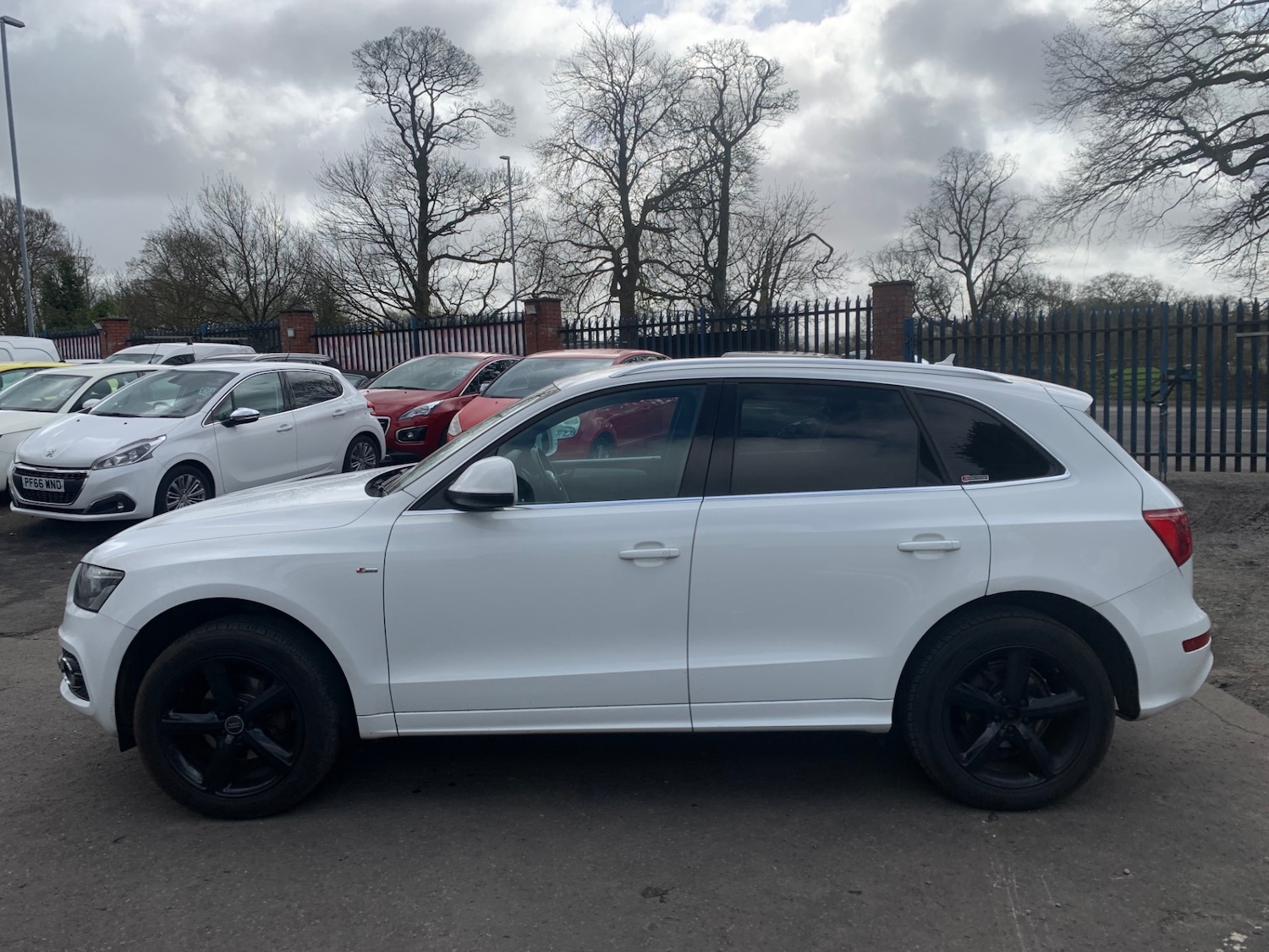 Used Audi Q5 2011 for sale - 77831707: Photo 4