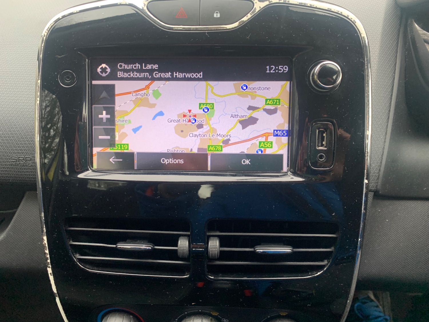 Used Renault Clio 2013 for sale - 77475721: Photo 10