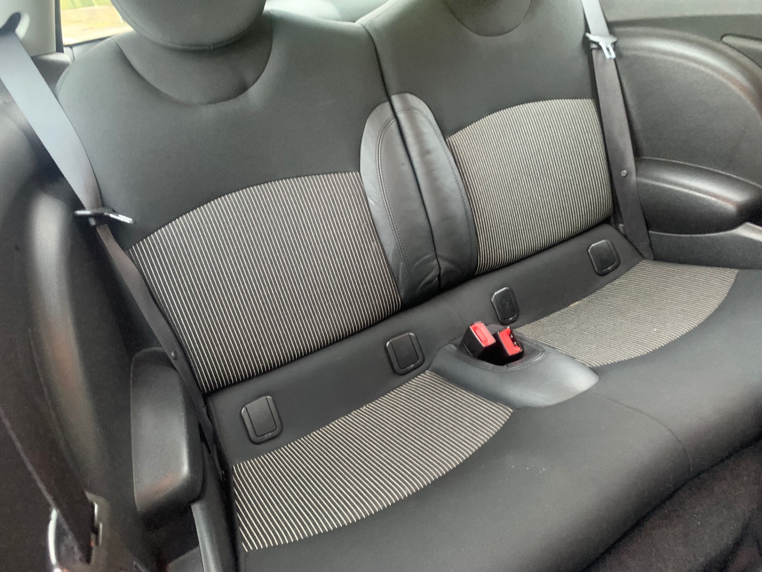 Used MINI Hatch 2010 for sale - 77326168: Photo 8