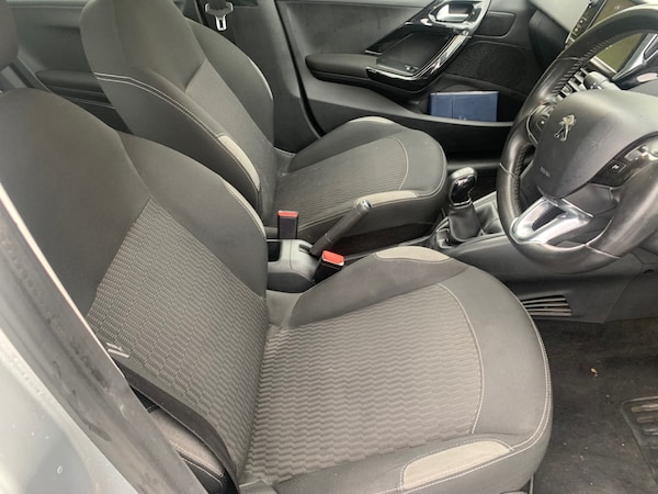 Used Peugeot 208 2016 for sale - 76330844: Photo 10