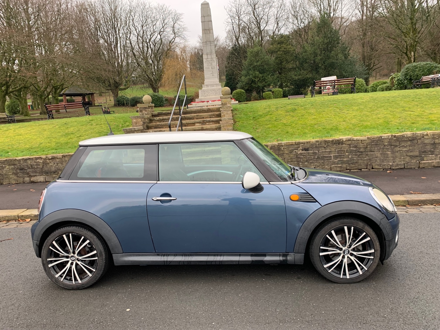 Used MINI Hatch 2010 for sale - 77137044: Photo 4