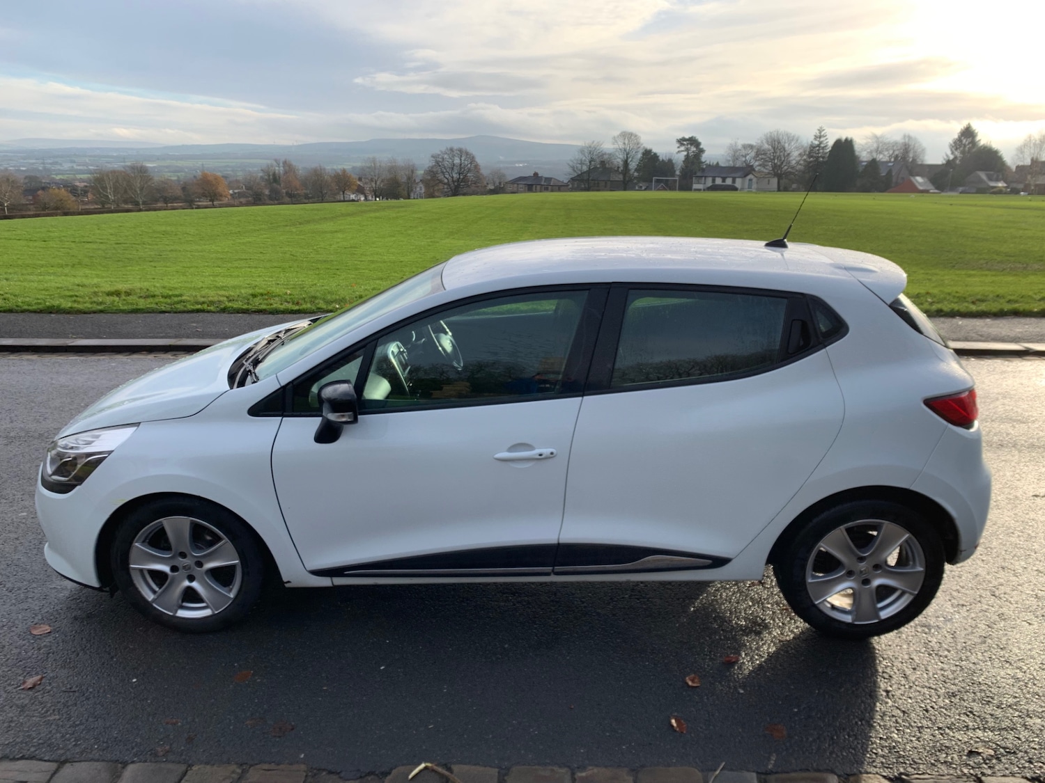 Used Renault Clio 2014 for sale - 76829572: Photo 4