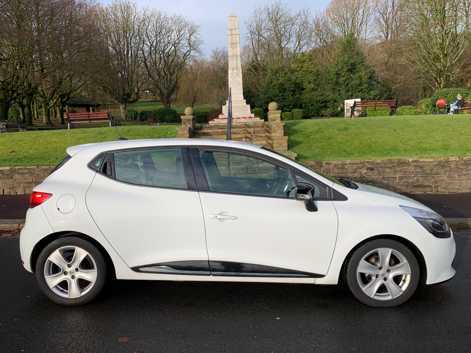 Used Renault Clio 2014 for sale - 76829572: Photo 9