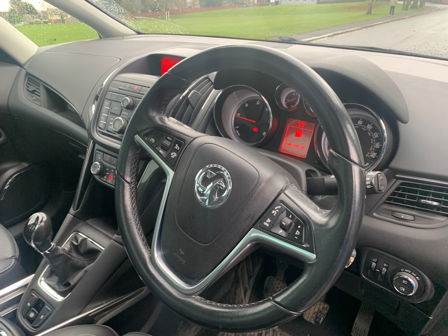 Used Vauxhall Zafira 2015 for sale - 77300534: Photo 12