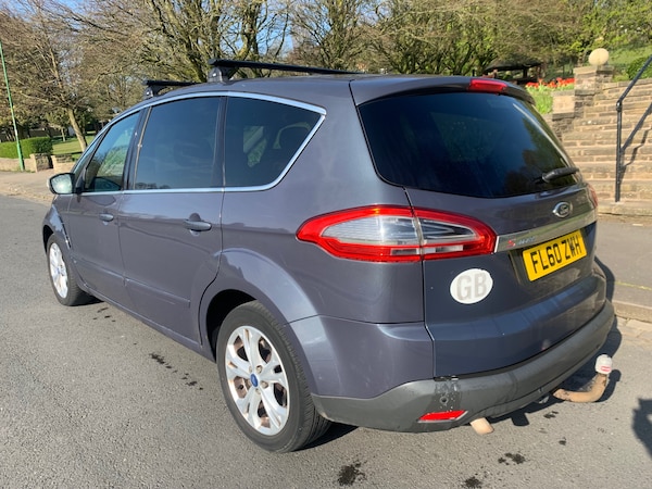 Used Ford S-Max 2010 for sale - 74342679: Photo 6