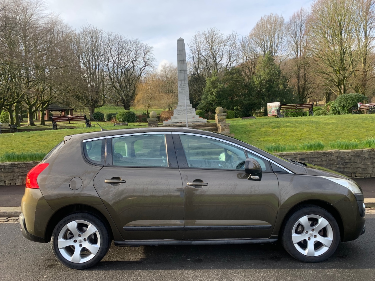 Used Peugeot 3008 2011 for sale - 77542435: Photo 6