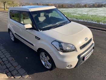 2010 (60) - 1.6 CRDi Shaker 5dr