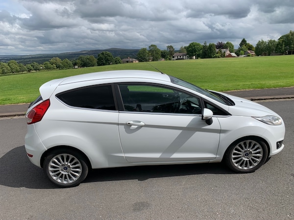 Used Ford Fiesta 2014 for sale - 74883165: Photo 6