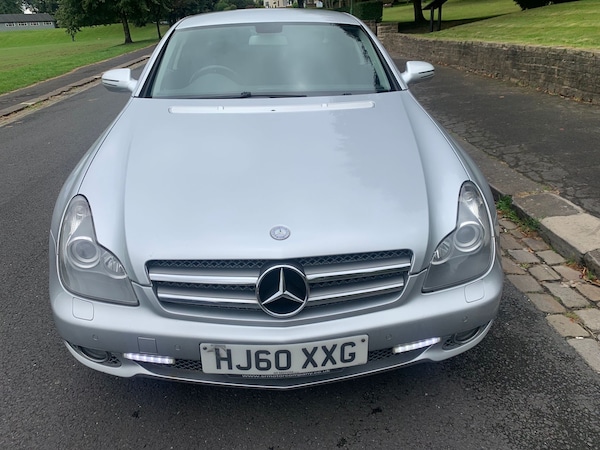 Used Mercedes-Benz CLS 2010 for sale - 74929577: Photo 3
